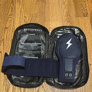 Bruce Bolt Premium Pro Sliding Mitt (Adult) L/R Hand Brand new